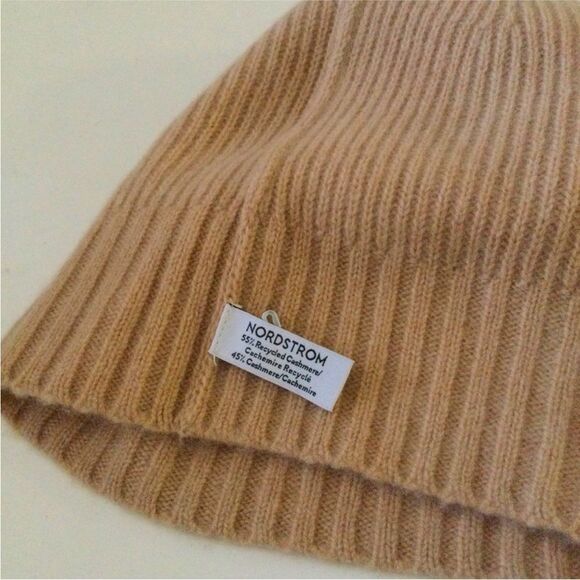 Nordstrom Cashmere knit Beanie in Beige NWT - Picture 7 of 11